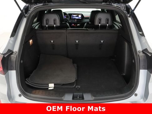 Used 2024 Chevrolet TrailBlazer RS image 31