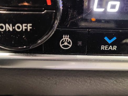 Certified 2023 Nissan Rogue Platinum w/ Platinum Premium Package image 29