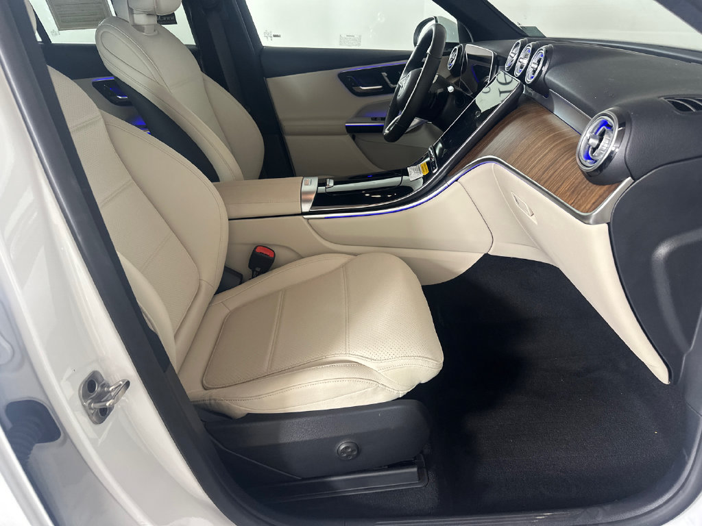 Certified 2026 Mercedes-Benz GLC 300 image 14