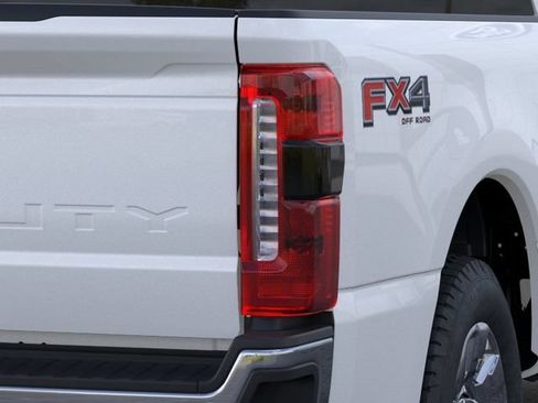 New 2026 Ford F350 Lariat w/ Lariat Ultimate Package AWD/4WD image 21