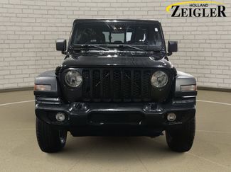Used 2020 Jeep Gladiator Sport w/ Quick Order Package 24S video 2