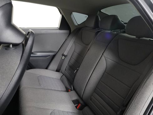 Used 2025 Kia K4 EX image 28