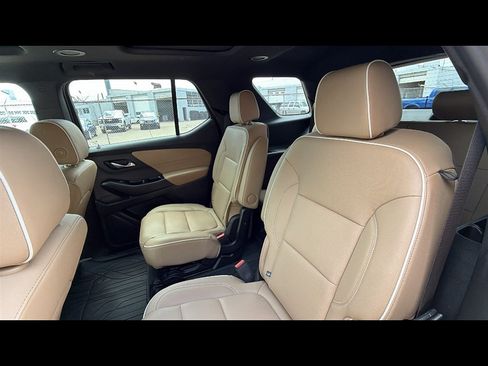 Used 2023 Chevrolet Traverse Premier w/ LPO, Floor Liner Package AWD/4WD image 23