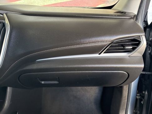 Used 2019 Chevrolet Traverse LS w/ LPO, Floor Liner Package FWD image 15