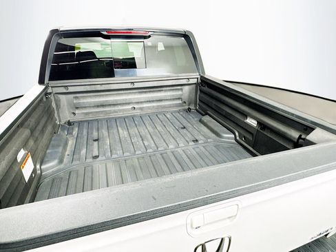 Used 2023 Honda Ridgeline Black Edition image 9