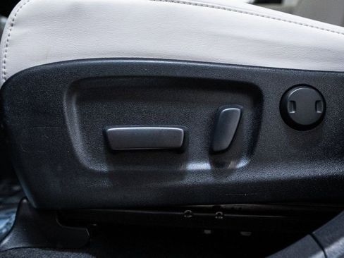 Used 2022 Lexus RX 350 AWD w/ Premium Package image 17