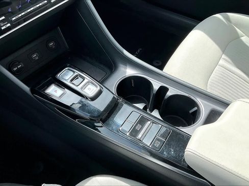 Used 2023 Hyundai Sonata SEL FWD image 16
