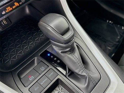 Certified 2025 Toyota RAV4 LE image 16