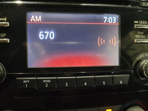 Used 2017 Nissan Rogue S image 25