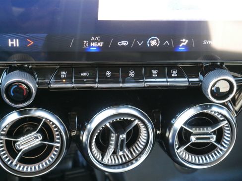 New 2025 Chevrolet Blazer EV AWD Police w/ Remote Keyless Entry Package image 20