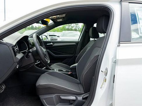 Used 2026 Volkswagen Jetta Sport FWD image 10