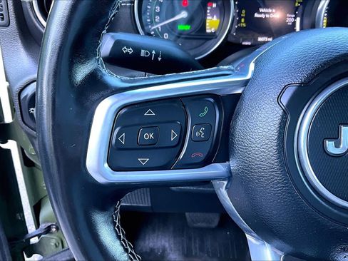 Used 2021 Jeep Wrangler Unlimited Sahara w/ Cold Weather Group AWD/4WD image 22