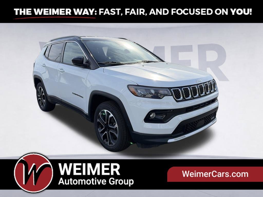 Used 2024 Jeep Compass Limited AWD/4WD image 3