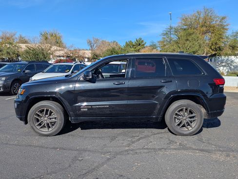 Used 2016 Jeep Grand Cherokee Limited 75th Anniversary image 2