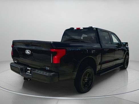 Used 2025 Ford F150 Lightning XLT image 28