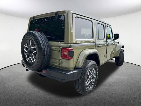 Used 2026 Jeep Wrangler Unlimited Sahara w/ Safety Group AWD/4WD image 14