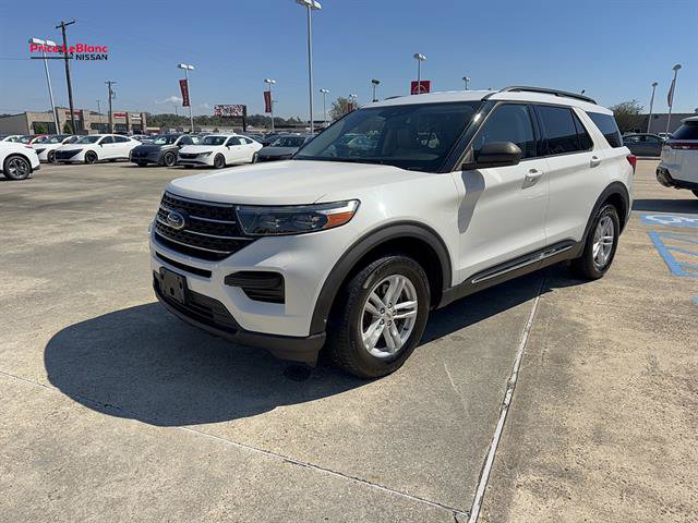 Used 2021 Ford Explorer XLT RWD image 4