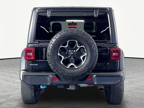 Used 2023 Jeep Wrangler Unlimited Rubicon 4xe w/ Cold Weather Group AWD/4WD image 5