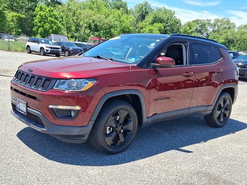 Used 2021 Jeep Compass Latitude w/ Sun and Sound Group AWD/4WD image 6