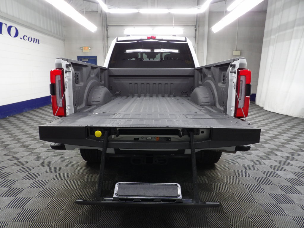 Used 2026 Ford F250 Platinum AWD/4WD image 40