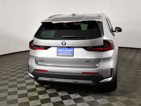 Used 2023 BMW X1 xDrive28i AWD/4WD image 7