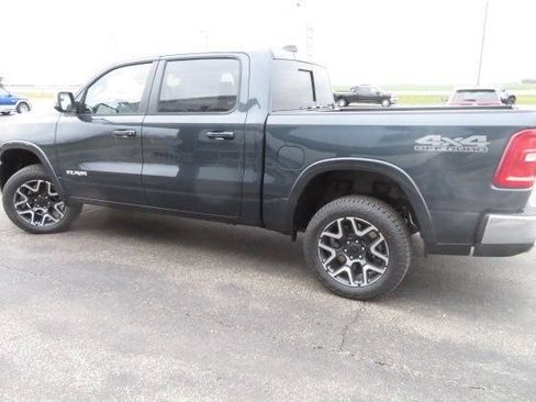 Used 2026 RAM 1500 Laramie AWD/4WD image 7