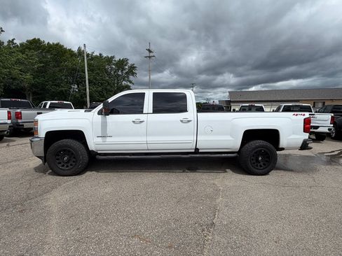 Used 2018 Chevrolet Silverado 2500 LT w/ LT Fleet Convenience Package AWD/4WD image 1