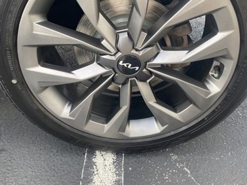 Used 2022 Kia Sorento SX Prestige image 5