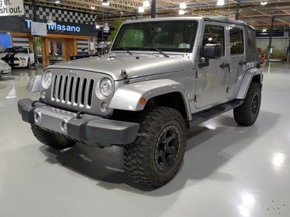 Used 2017 Jeep Wrangler Unlimited Sahara w/ Connectivity Group