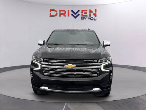 Used 2024 Chevrolet Tahoe Premier w/ Premium Package AWD/4WD image 9