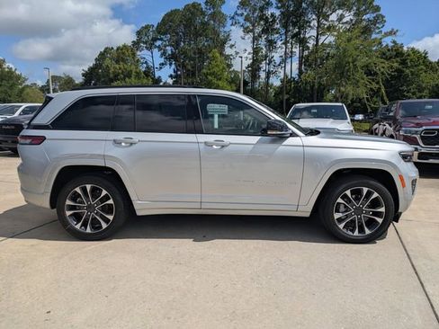 New 2025 Jeep Grand Cherokee Overland w/ Adv Protech Group III image 3