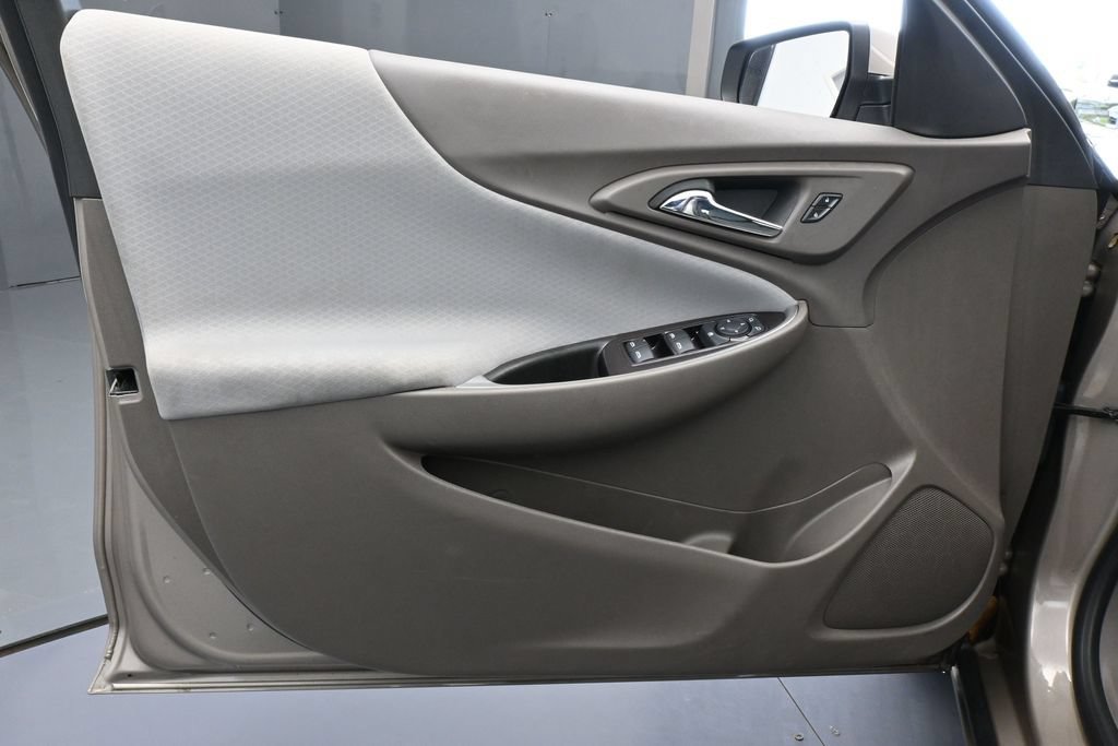 Used 2024 Chevrolet Malibu LT FWD image 27