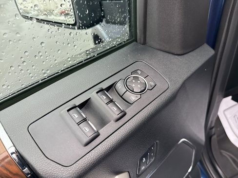 Used 2016 Ford F150 Lariat w/ Equipment Group 501A Mid image 26