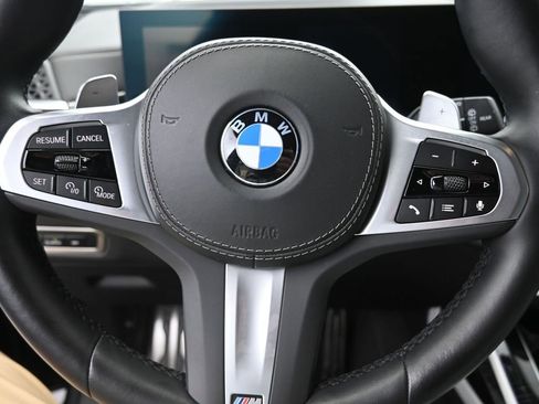Certified 2024 BMW X7 xDrive40i w/ M Sport Package AWD/4WD image 14