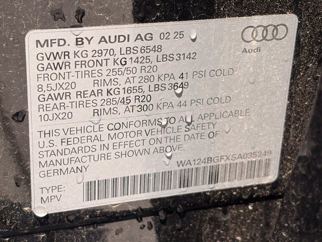 Used 2025 Audi Q6 e-tron Premium Plus w/ Premium Plus AWD/4WD image 34