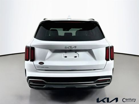Certified 2023 Kia Sorento S image 6