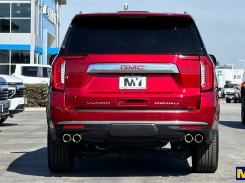 Certified 2022 GMC Yukon Denali image 5