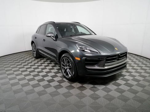 New 2026 Porsche Macan Turbo image 28