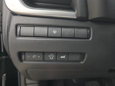 Used 2026 Nissan Rogue Dark Armor AWD/4WD image 33