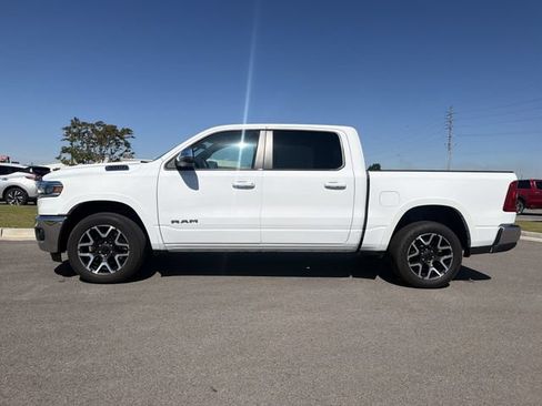 Used 2025 RAM 1500 Laramie AWD/4WD image 2