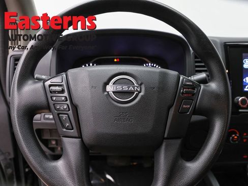 Used 2022 Nissan Frontier S RWD image 10