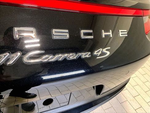 Used 2018 Porsche 911 Carrera 4S image 13