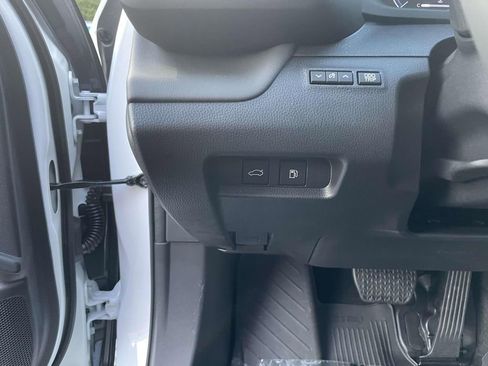 New 2026 Toyota Crown Limited image 31