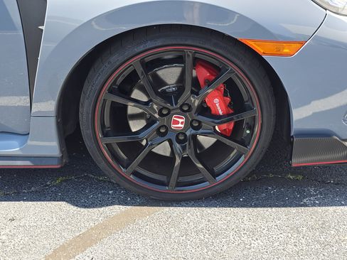 Used 2021 Honda Civic Type R image 9