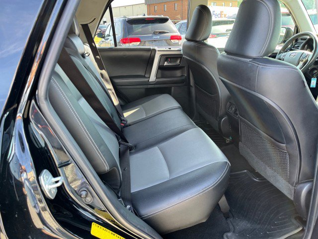 Used 2015 Toyota 4Runner SR5 Premium AWD/4WD image 18