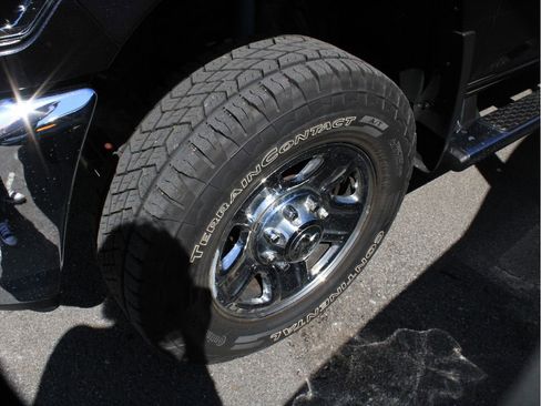 Used 2018 RAM 2500 Tradesman w/ Chrome Appearance Group AWD/4WD image 39