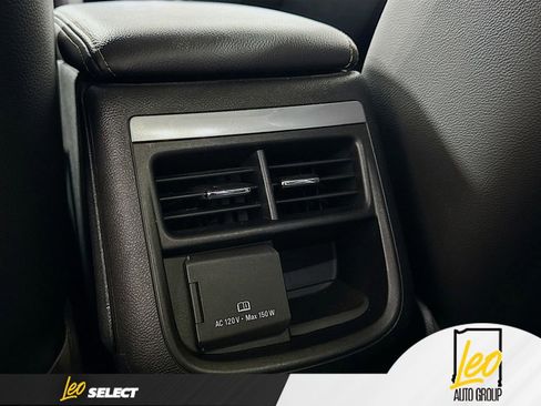 Used 2017 Chevrolet Impala Premier w/ Enhanced Convenience Package FWD image 27