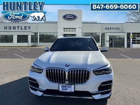 Used 2023 BMW X5 xDrive40i AWD/4WD image 3