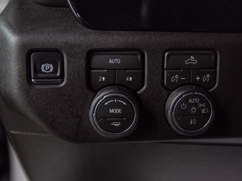 Used 2026 Chevrolet Silverado 1500 RST AWD/4WD image 18