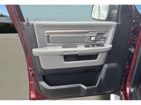 Used 2016 RAM 1500 Big Horn image 13